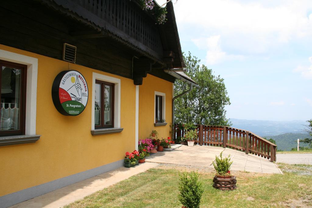 Hotel Ferienhaus Legat - Ein Platz Zum Traumen Pongratzen Exterior foto